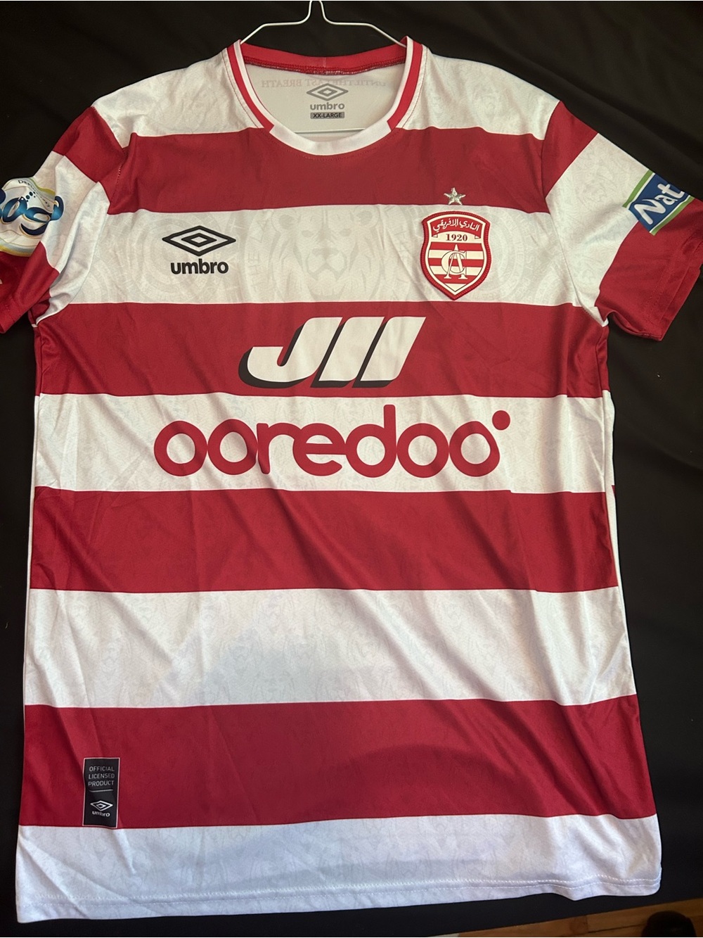 Umbro men Red & White Striped Club Africain de Tunis Soccer Jersey 2XL